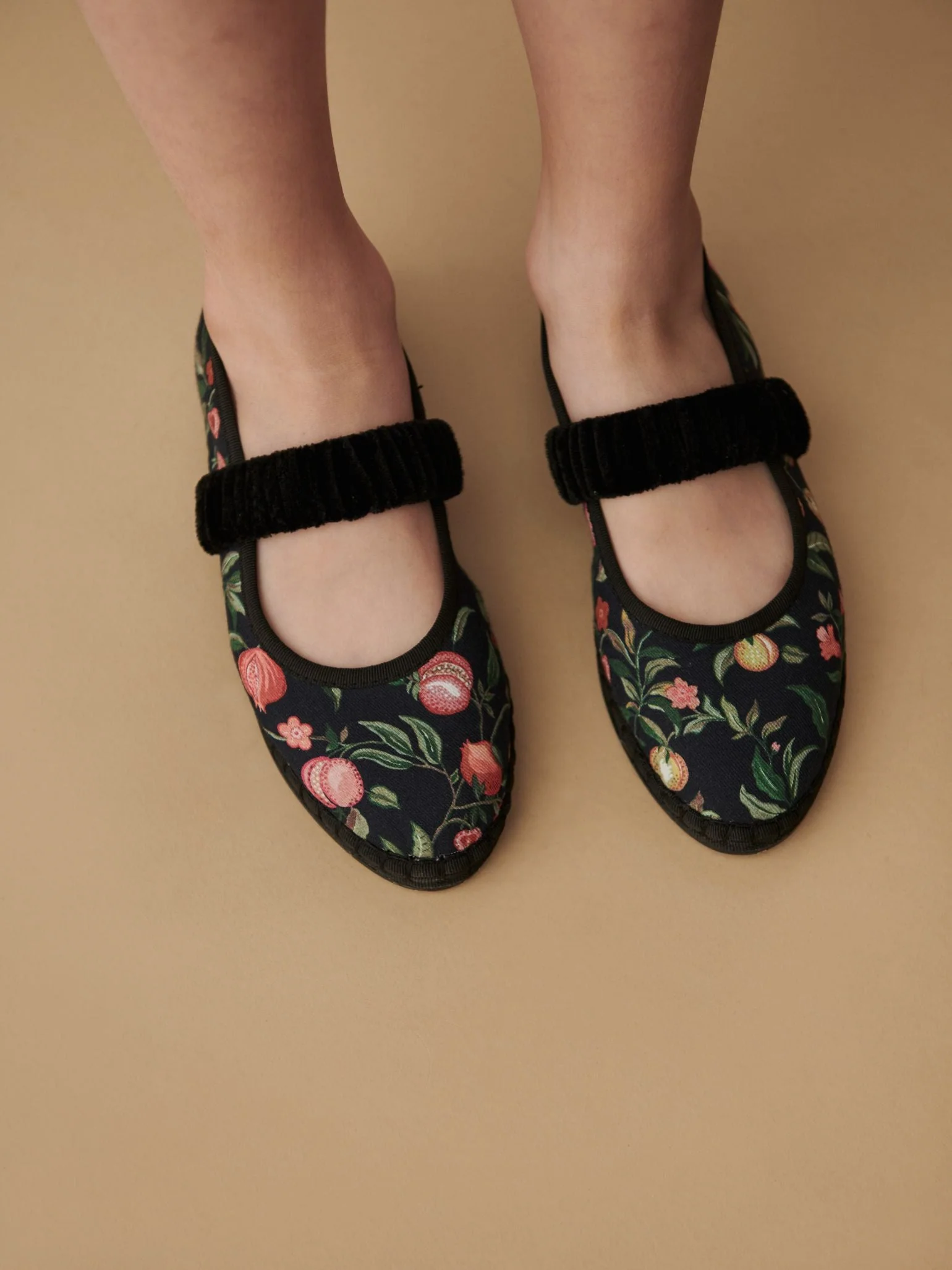 Flabelus x La Coqueta Girl Black Pomegranate Mafalda Mary Jane Shoes - Image 3