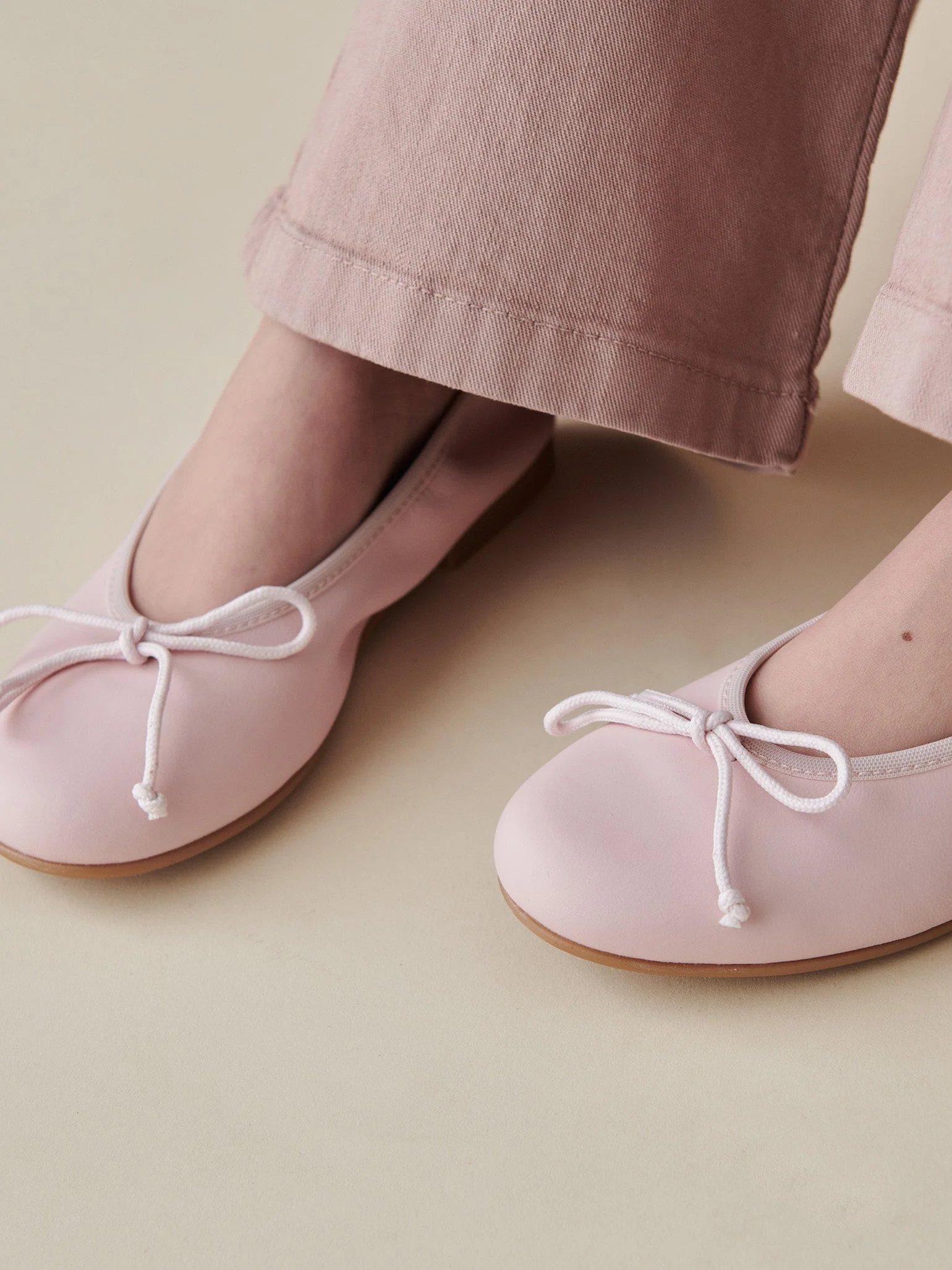 Pale Pink Leather Girl Bow Ballerina Shoes - Image 3