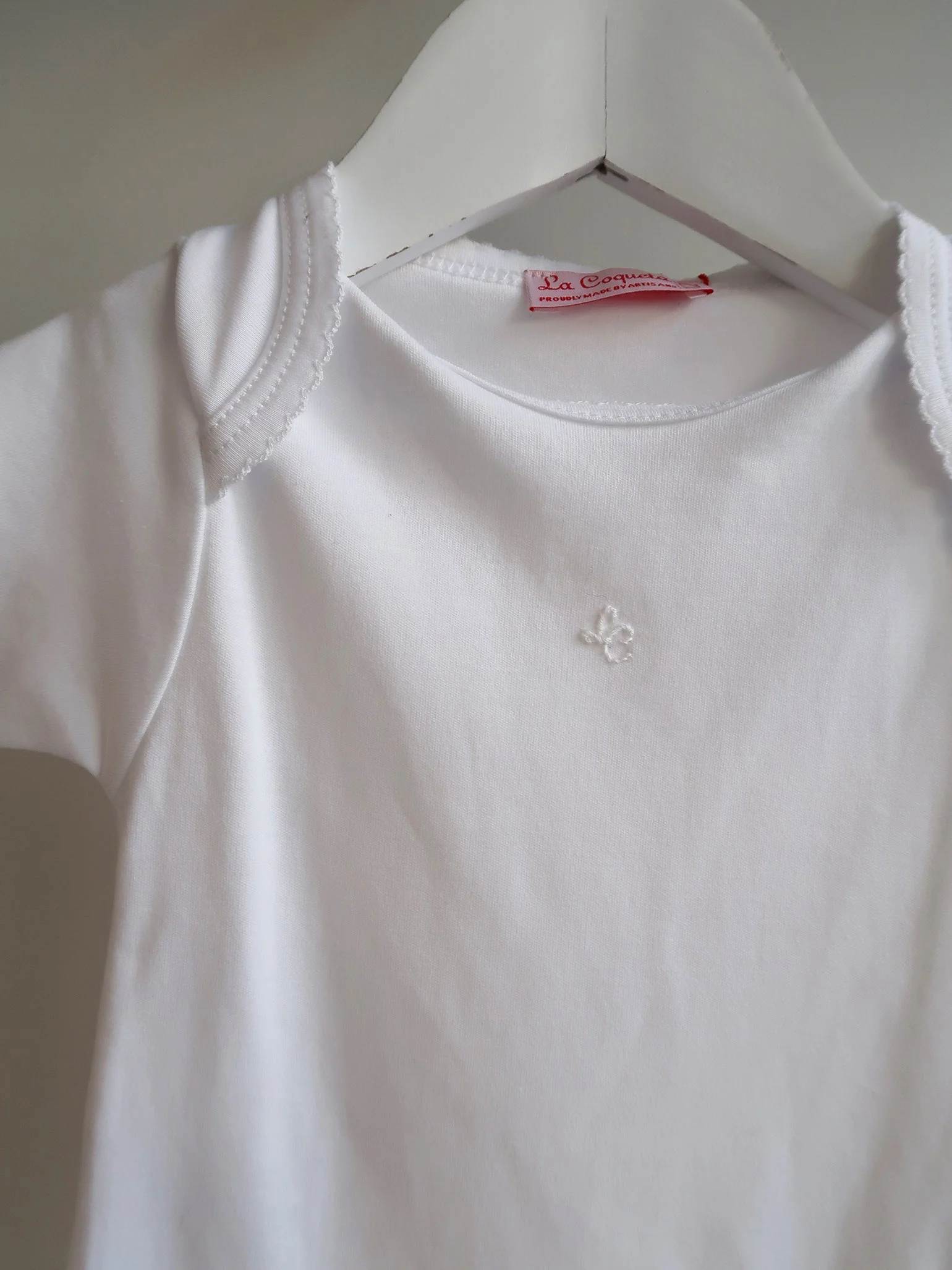 White Lupe Baby Body Vest - Image 3